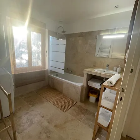 Entre Les Alpilles Et Le Luberon 3 Chambres 10 Pers Cavaillon Exterior photo