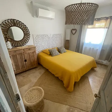Entre Les Alpilles Et Le Luberon 3 Chambres 10 Pers Cavaillon Exterior photo
